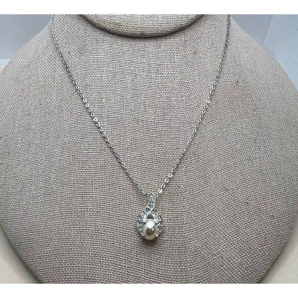 Rowan Jewelry - Vintage silver and Pearl necklace w/ rhinestones - stamped Roman